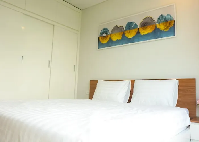 Ecobay 2- Mountain View & Near Marina *